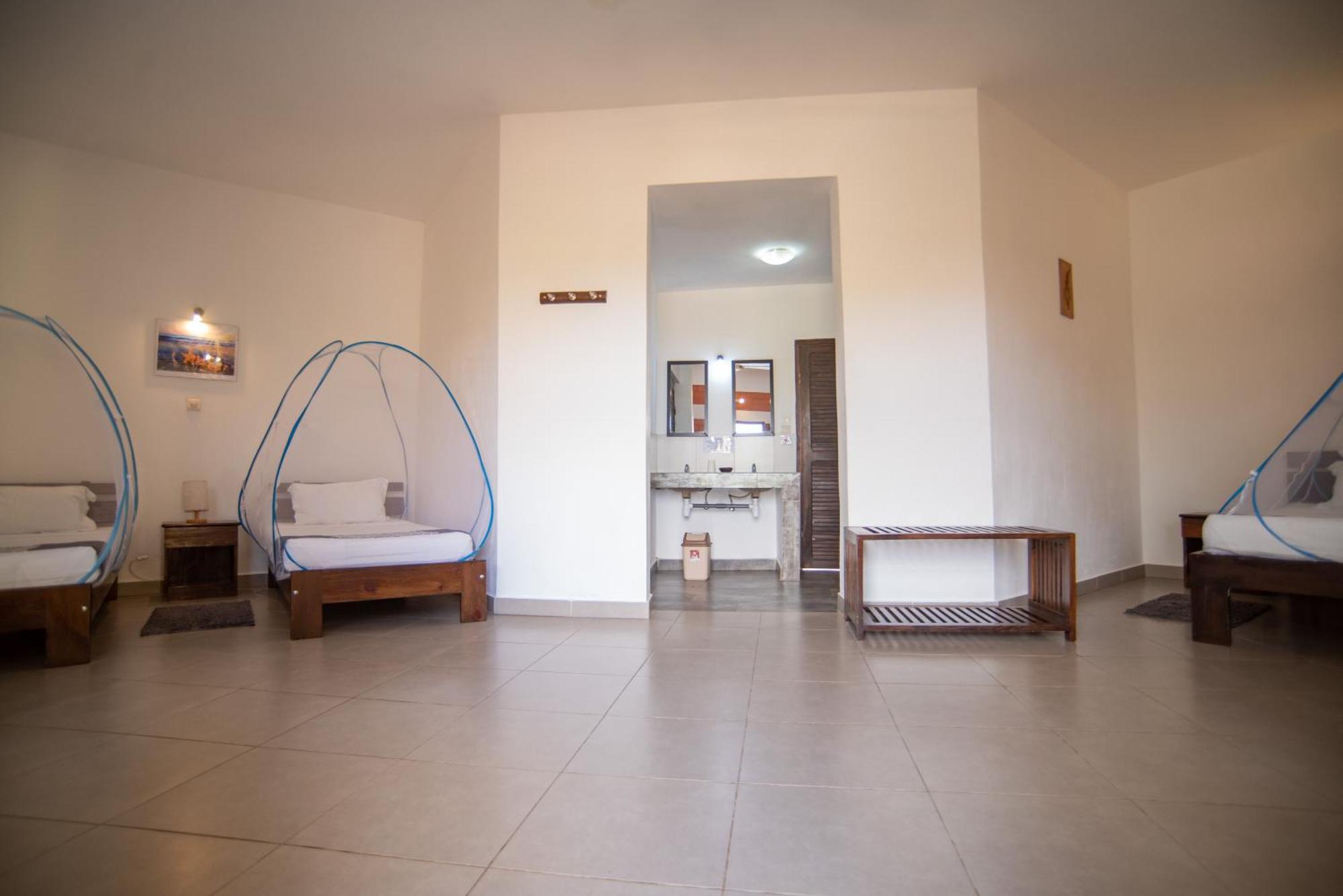 Ranohira Hotel H1 Isalo מראה חיצוני תמונה