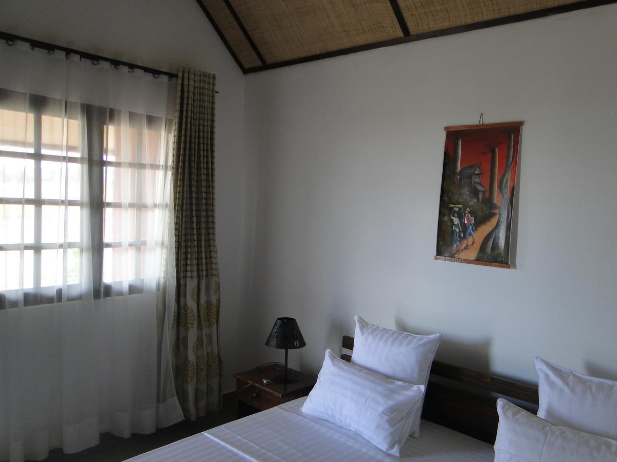 Ranohira Hotel H1 Isalo מראה חיצוני תמונה