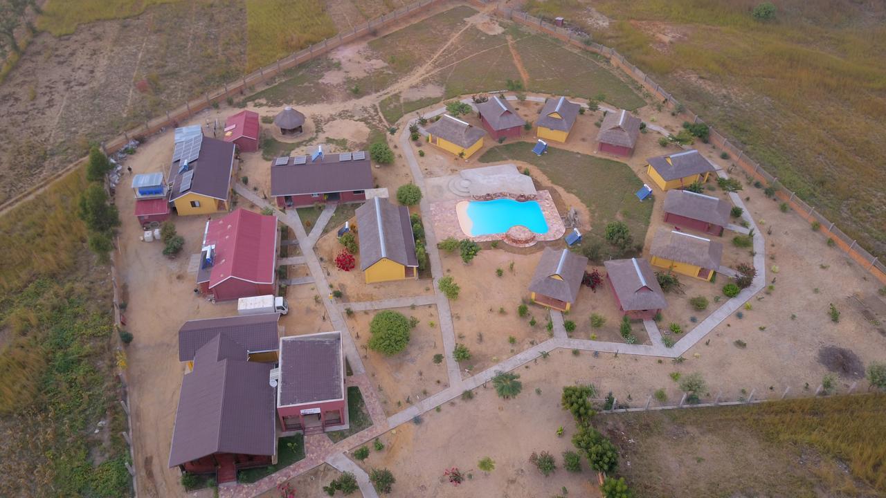 Ranohira Hotel H1 Isalo מראה חיצוני תמונה